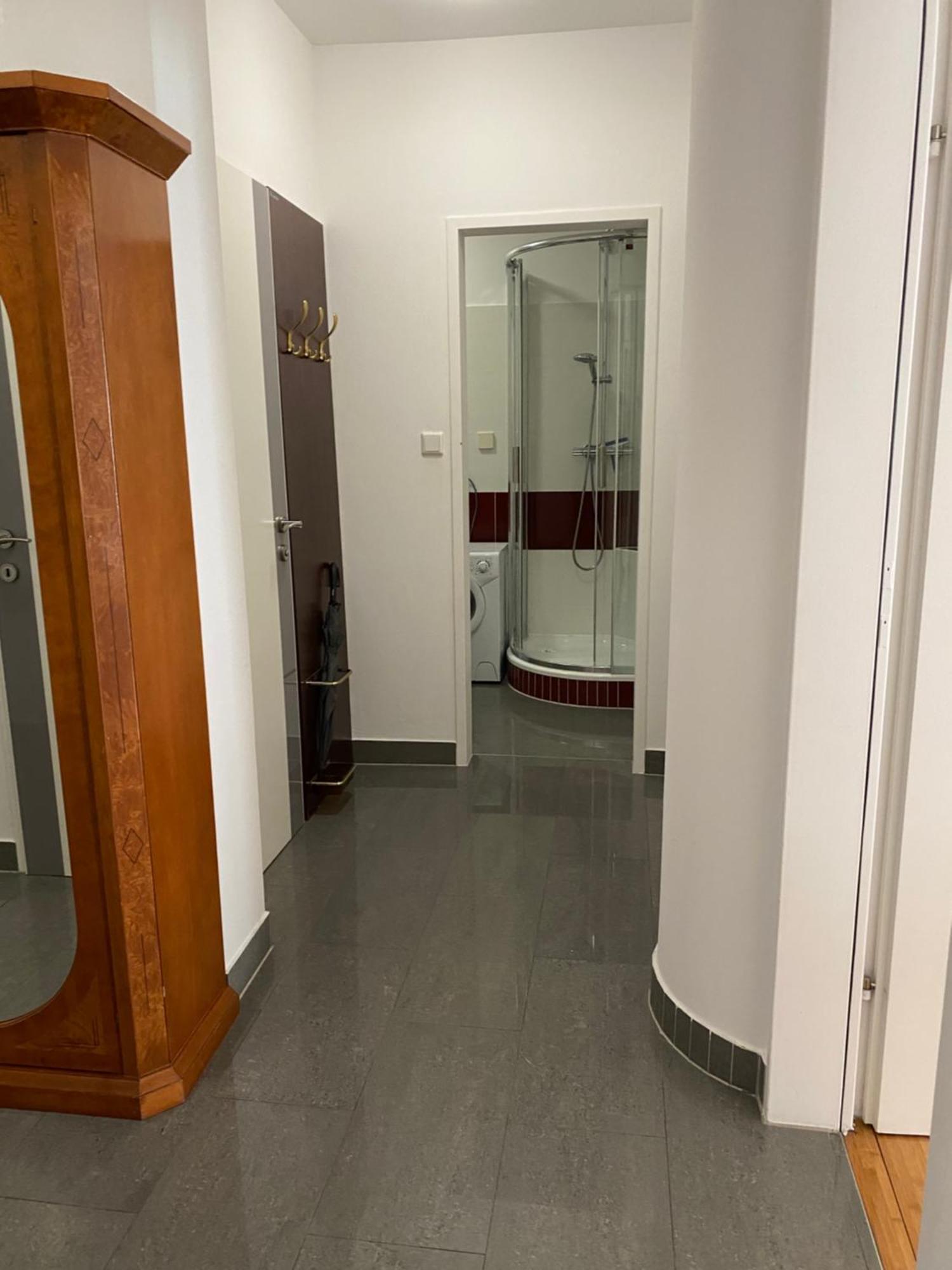 Apartment Grazbachgasse - Gratis Tiefgaragenplatz Buitenkant foto